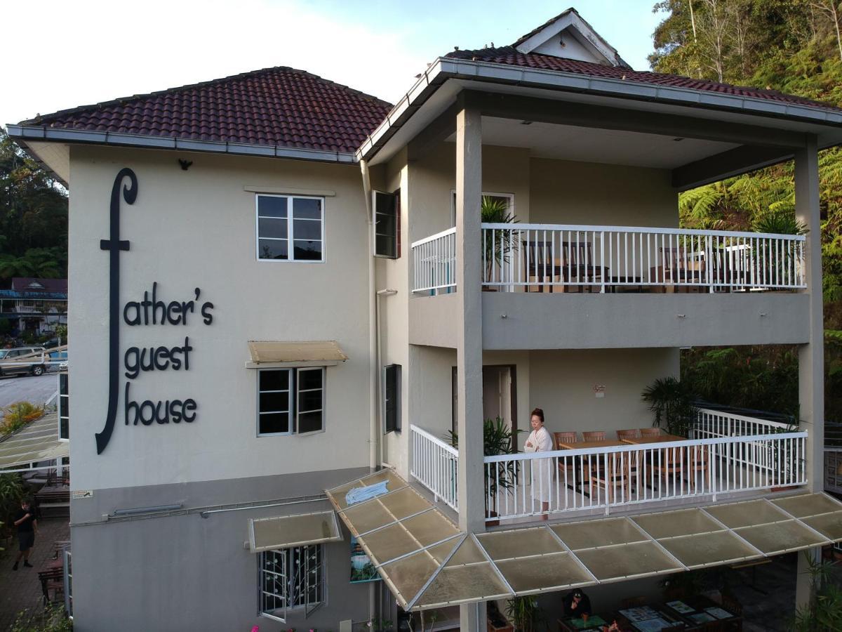 Fathers Guesthouse Tanah Rata Exterior foto